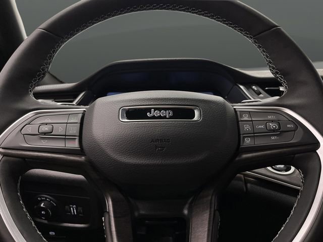 New 2025 Jeep Grand Cherokee L Limited w/ Trailer Tow Package image 16