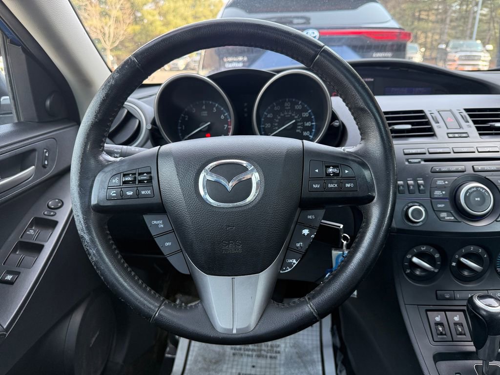 Used 2012 MAZDA MAZDA3 i Grand Touring w/ Tech Pkg image 19