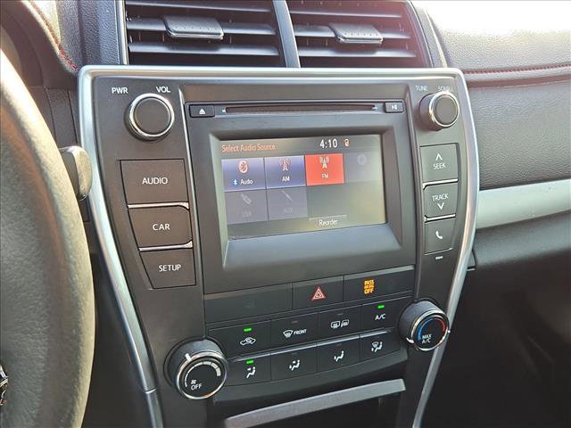 Used 2016 Toyota Camry SE w/ Moonroof Package image 12