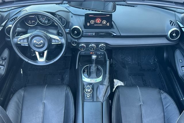 Used 2020 MAZDA MX-5 Miata Grand Touring RWD image 15