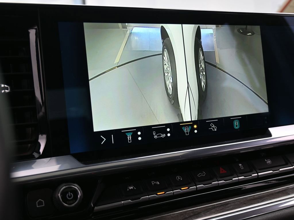 Used 2023 Chevrolet Silverado 1500 LTZ w/ LTZ Premium Package image 24