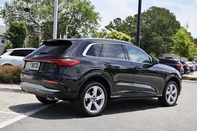 Used 2025 Audi Q5 Premium Plus w/ Premium Plus AWD/4WD image 7