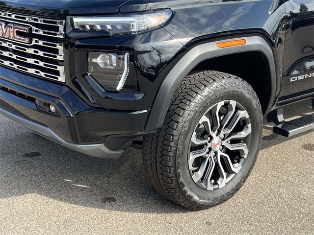 New 2026 GMC Canyon Denali image 9