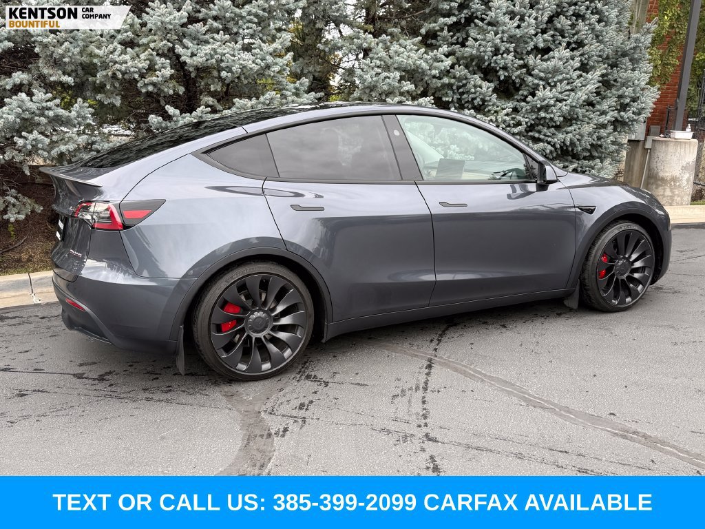 Used 2023 Tesla Model Y Performance AWD/4WD image 9