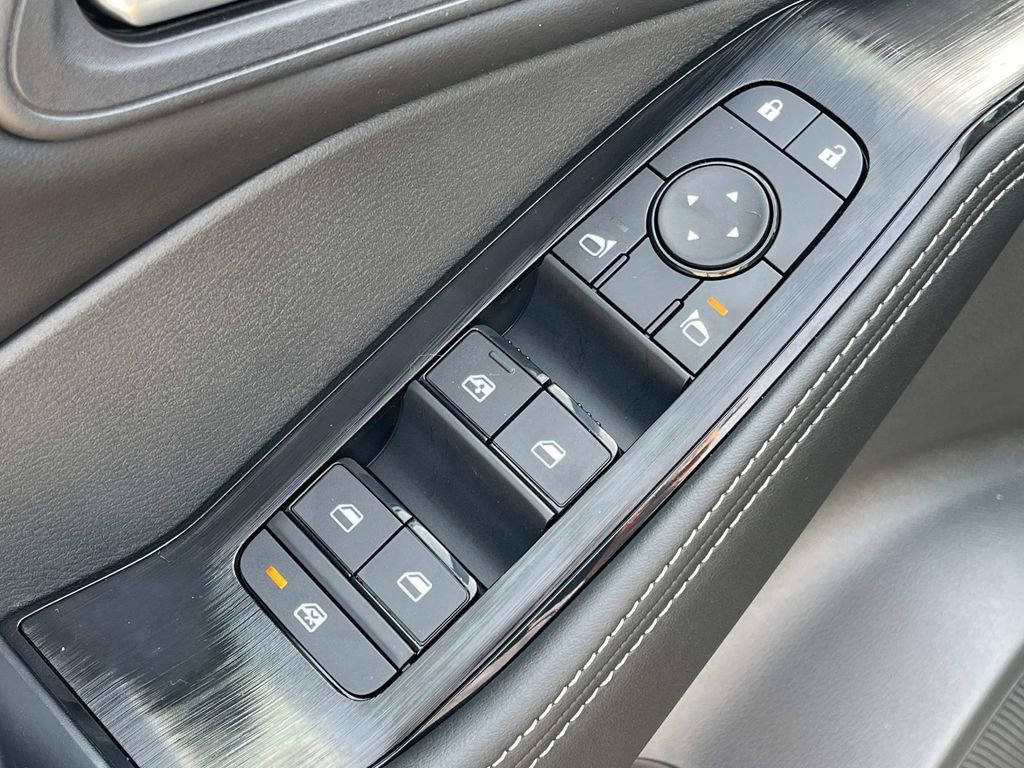 New 2026 Nissan Rogue SV FWD image 24