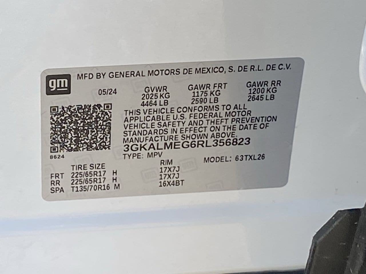 Used 2024 GMC Terrain SLE FWD image 34