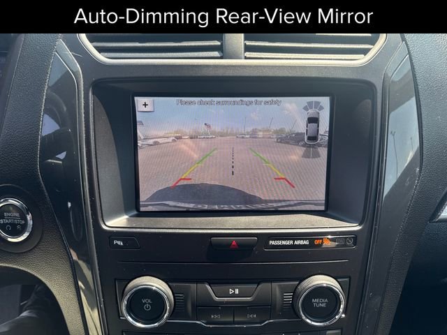 Used 2019 Ford Explorer XLT w/ Equipment Group 202A AWD/4WD image 23
