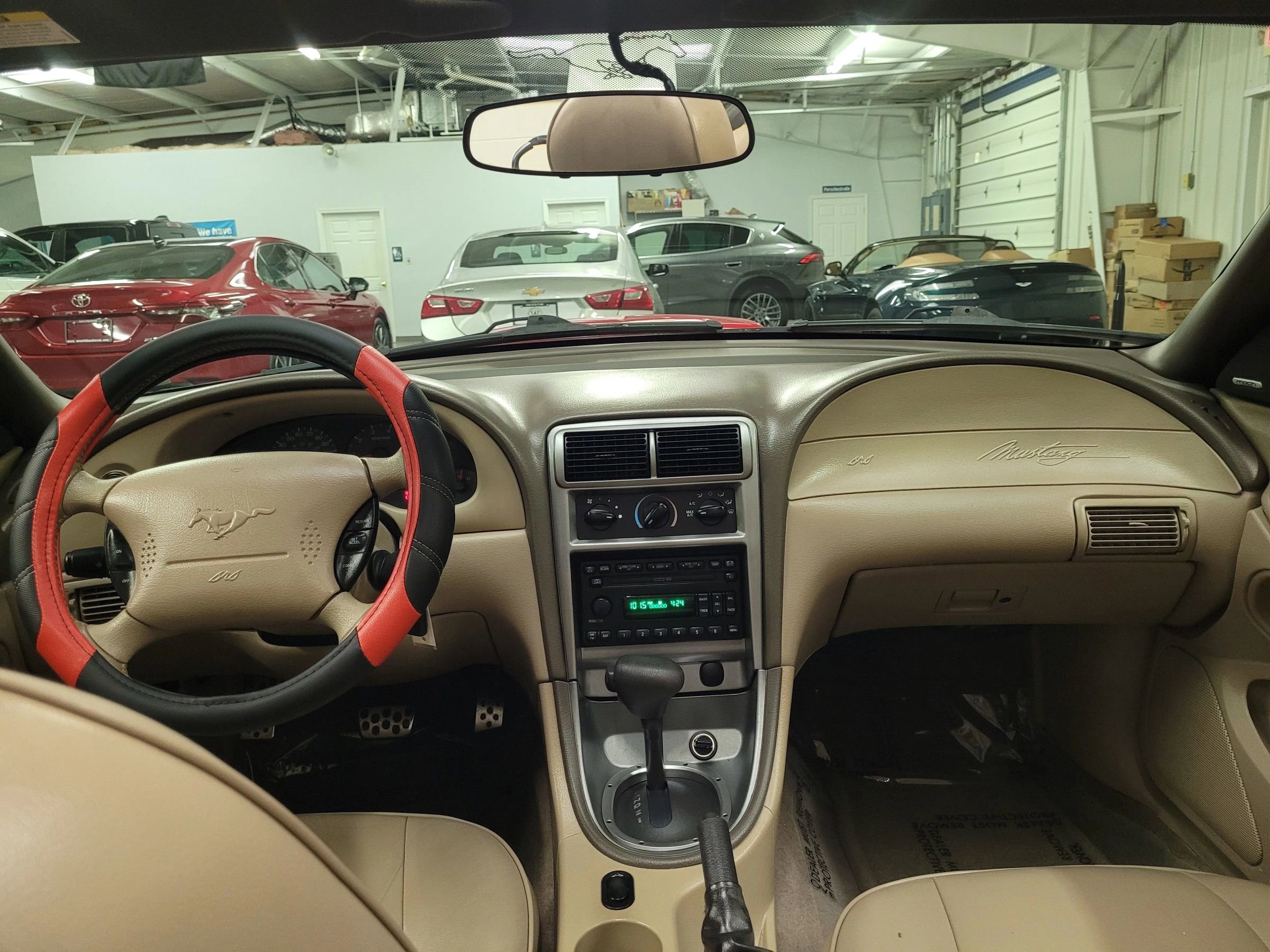 Used 2004 Ford Mustang Deluxe Convertible 2D image 38