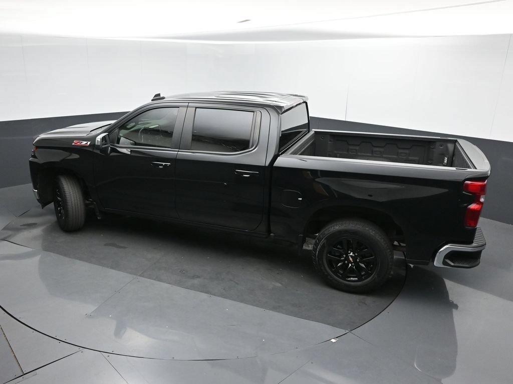 Used 2021 Chevrolet Silverado 1500 LT AWD/4WD image 38