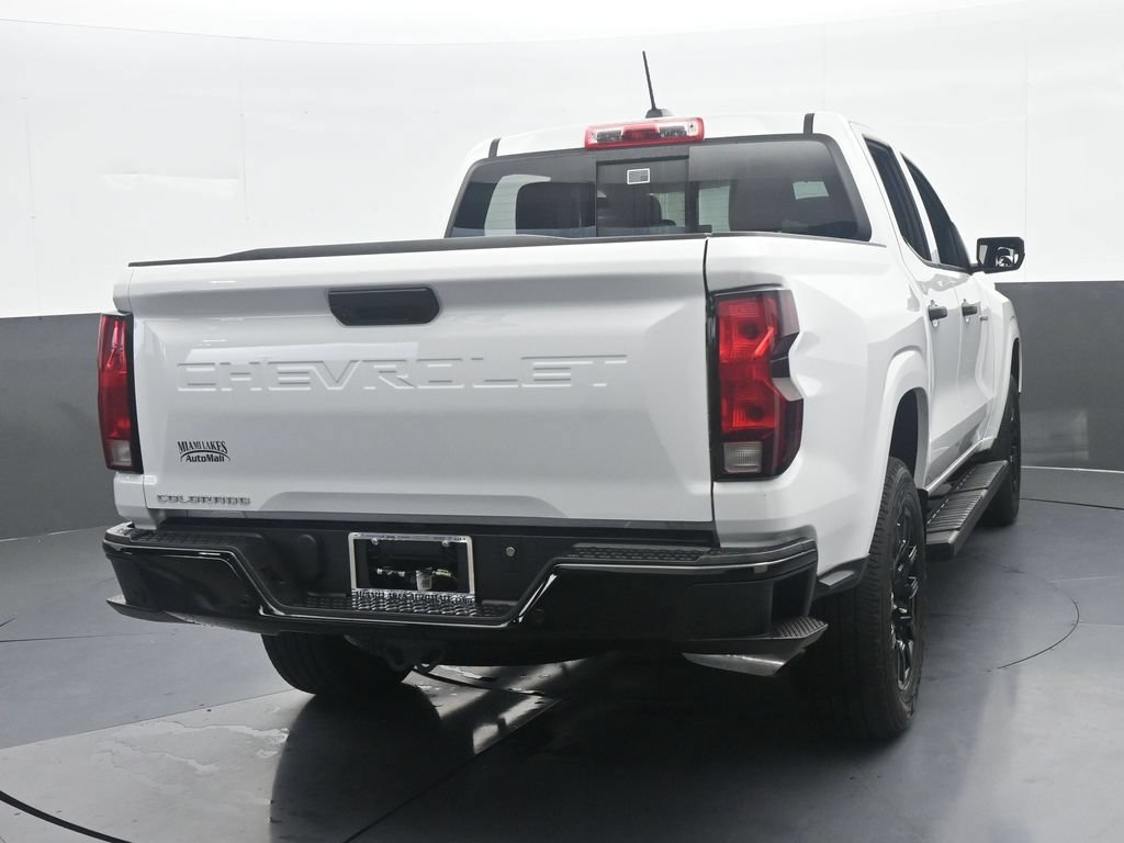 Used 2025 Chevrolet Colorado W/T w/ WT Custom Package RWD image 5