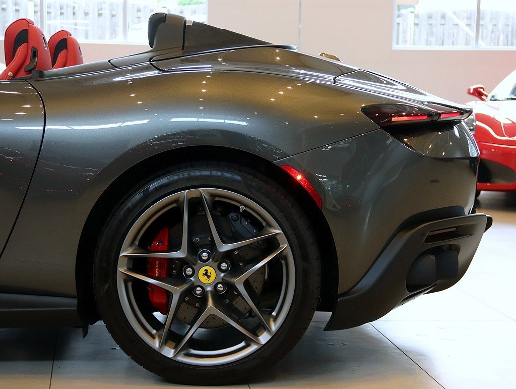 Certified 2024 Ferrari Roma Spider image 71