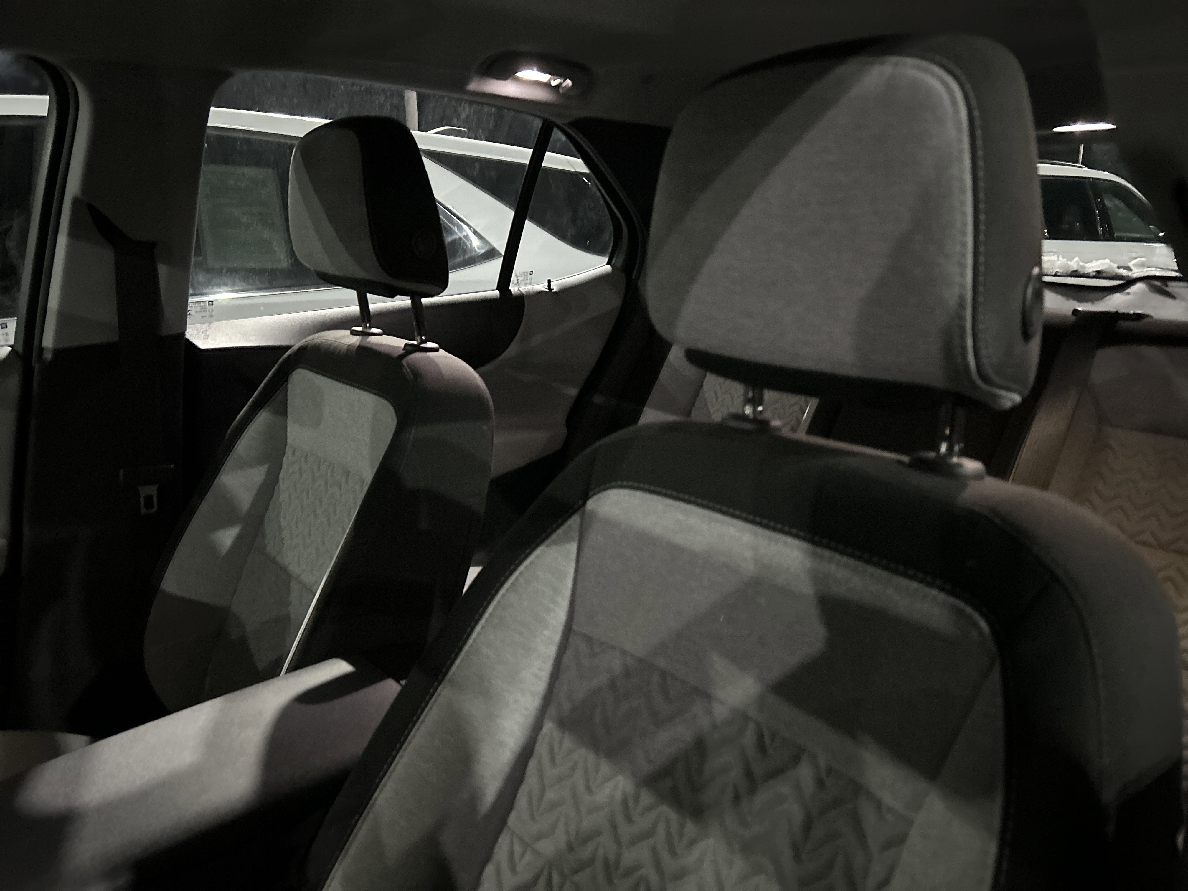 Used 2023 Chevrolet Equinox LS image 12