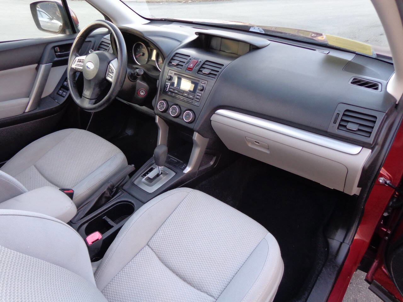 Used 2015 Subaru Forester 2.5i Premium w/ All-Weather Package image 11