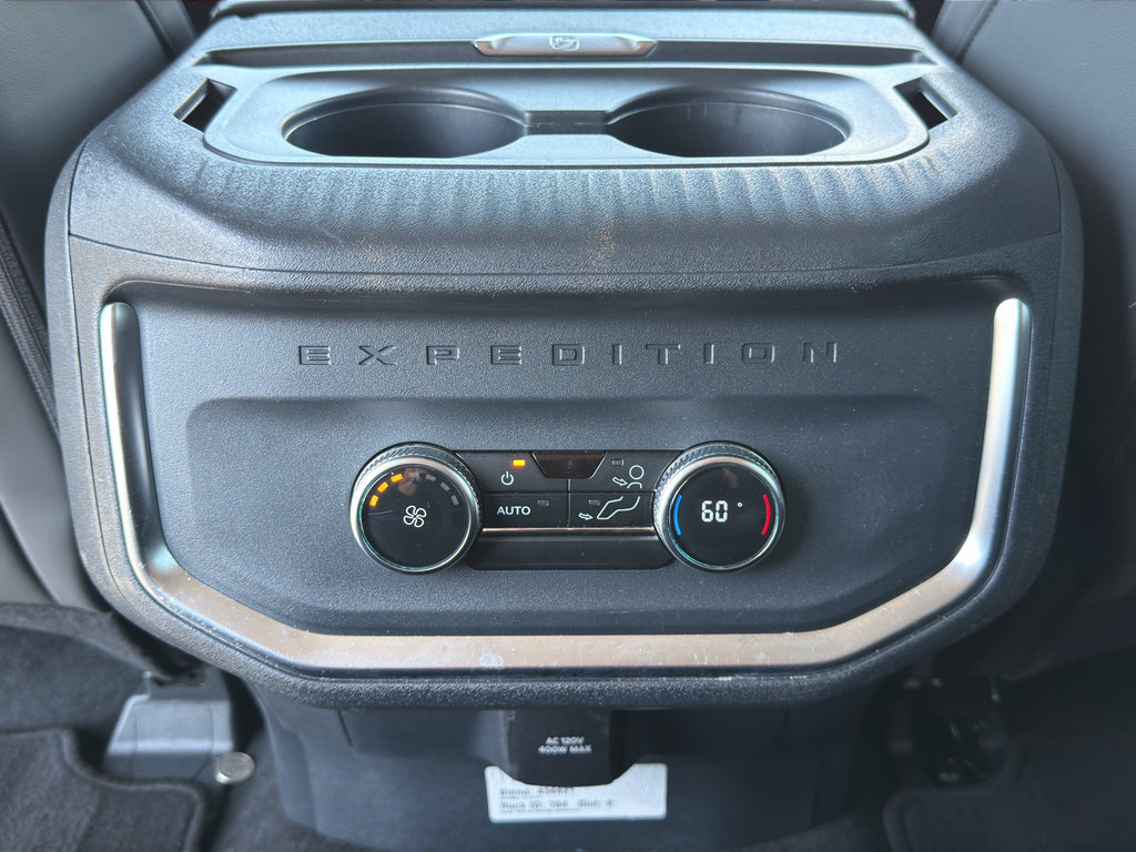 Used 2025 Ford Expedition Active AWD/4WD image 26