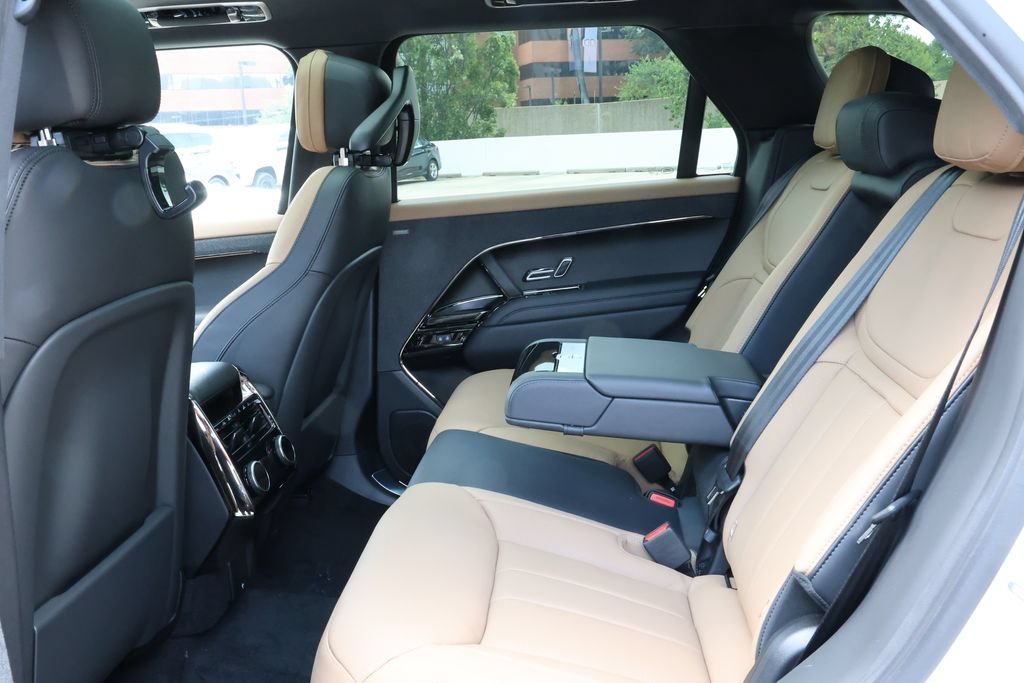 New 2026 Land Rover Range Rover Sport Dynamic SE AWD/4WD image 25