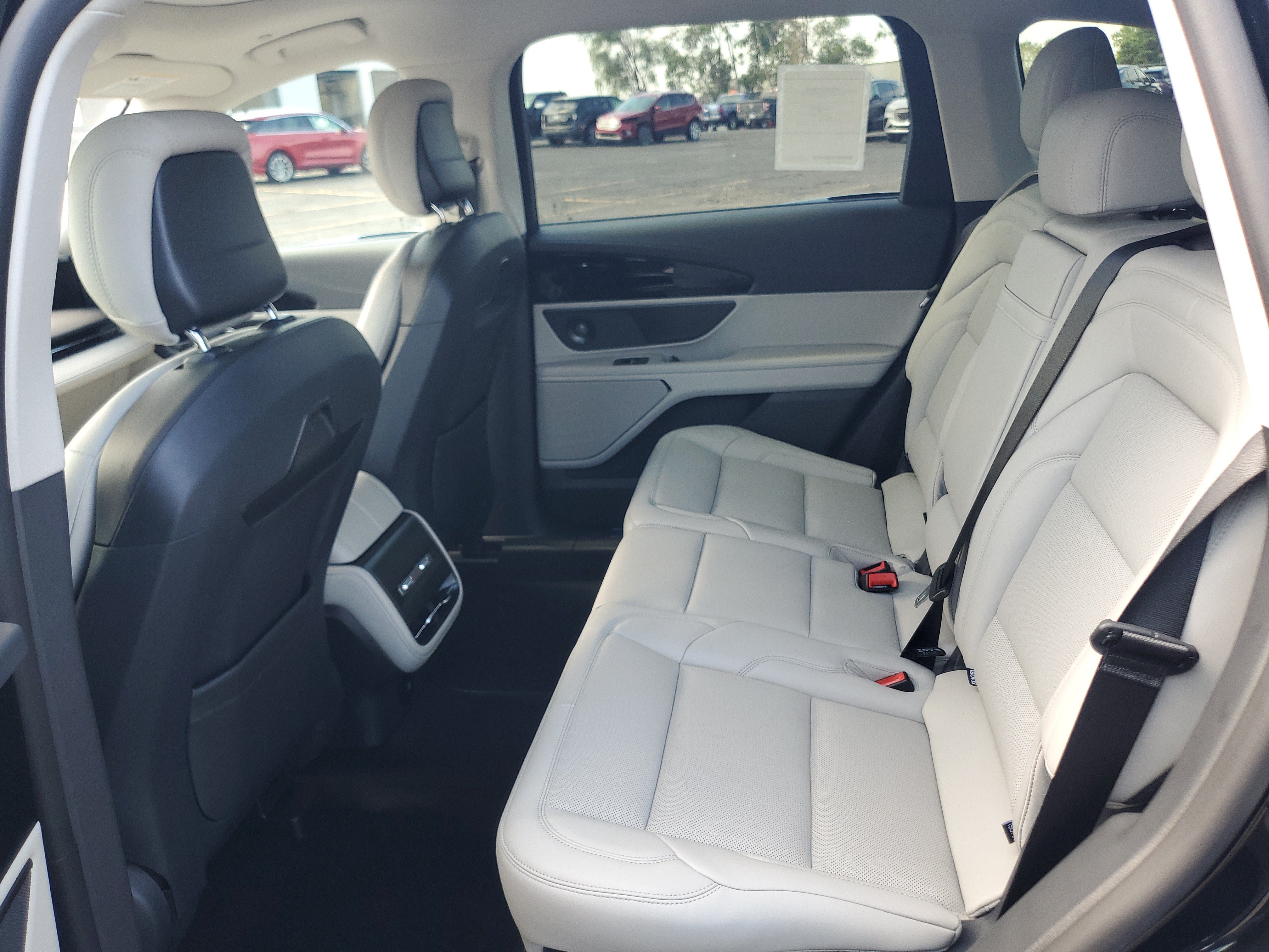 New 2026 Lincoln Nautilus Premier w/ Equipment Group 102A AWD/4WD image 27