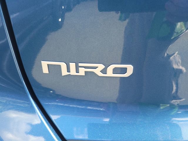 Used 2024 Kia Niro EX Touring FWD image 7