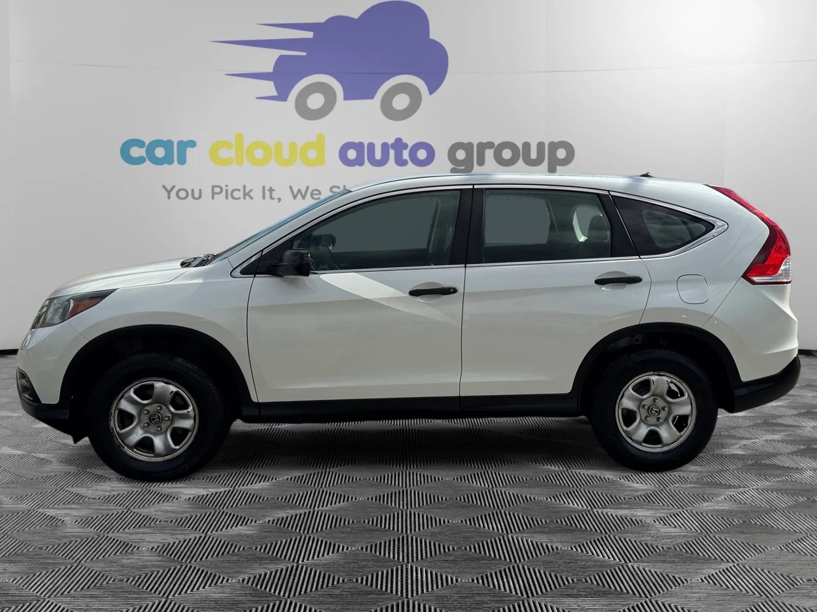 Used 2014 Honda CR-V LX image 2