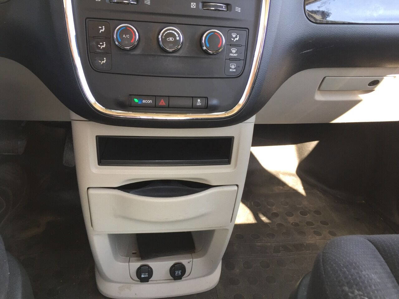 Used 2014 RAM C/V Tradesman w/ UConnect Hands-Free Group image 11