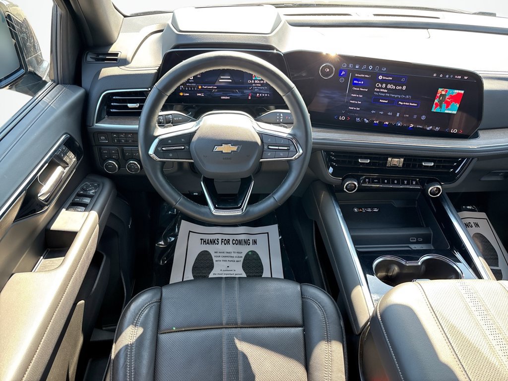 Used 2025 Chevrolet Tahoe High Country AWD/4WD image 24