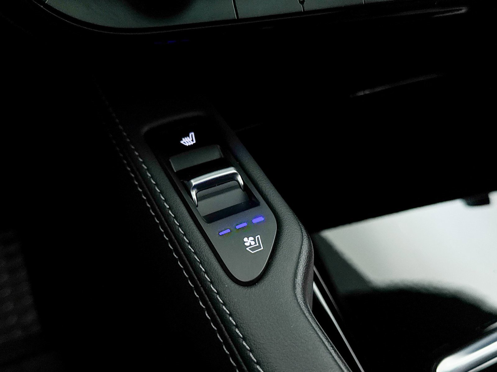 Used 2024 Kia Telluride SX X-Line image 33