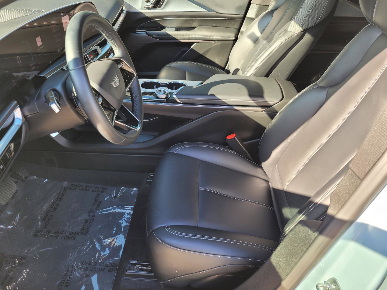 Used 2024 Cadillac Lyriq Tech AWD/4WD image 24