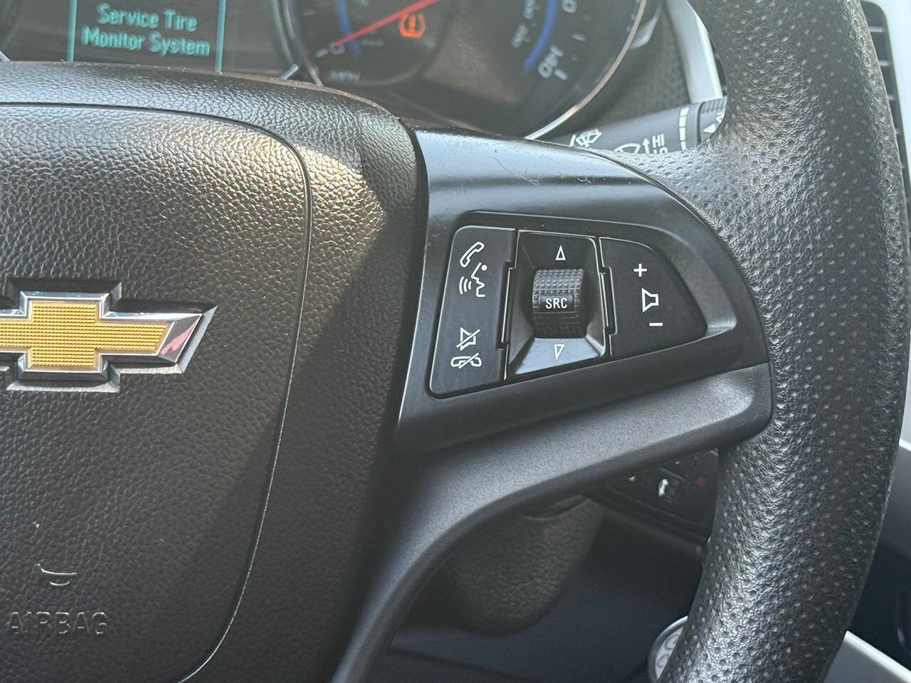 Used 2016 Chevrolet Cruze LT FWD image 22