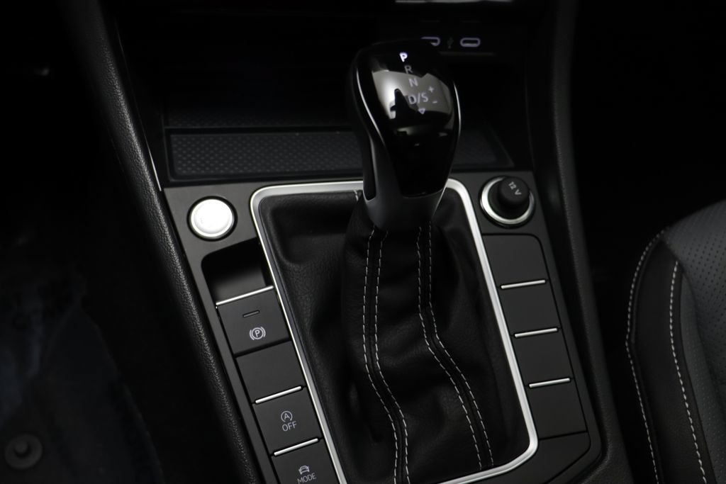 New 2027 Volkswagen Jetta SEL FWD image 13
