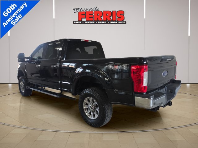 Used 2017 Ford F250 XLT w/ XLT Premium Package AWD/4WD image 3