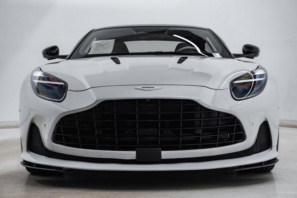 Used 2024 Aston Martin DB12 Coupe image 7