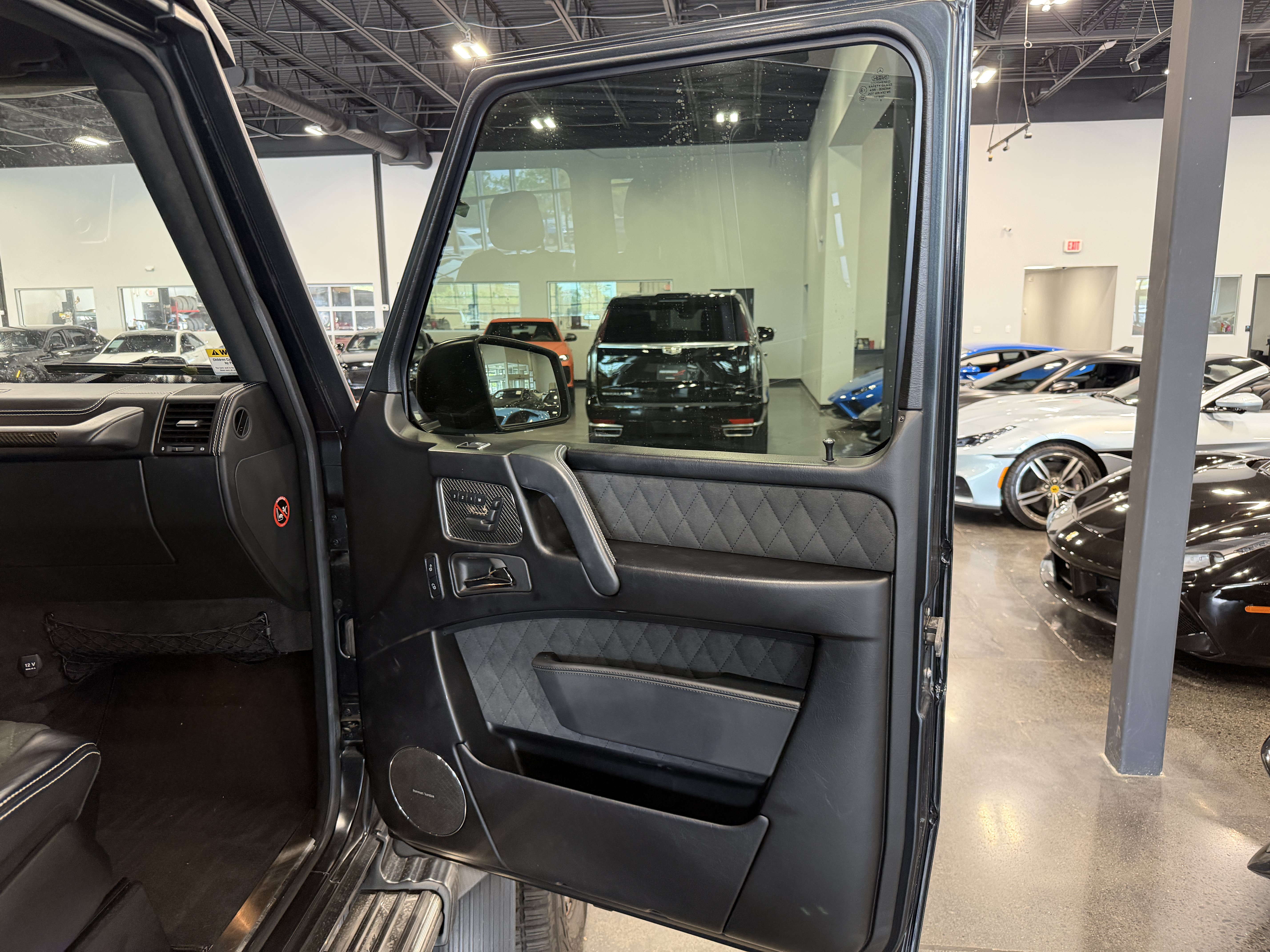 Used 2018 Mercedes-Benz G 550 Squared image 13