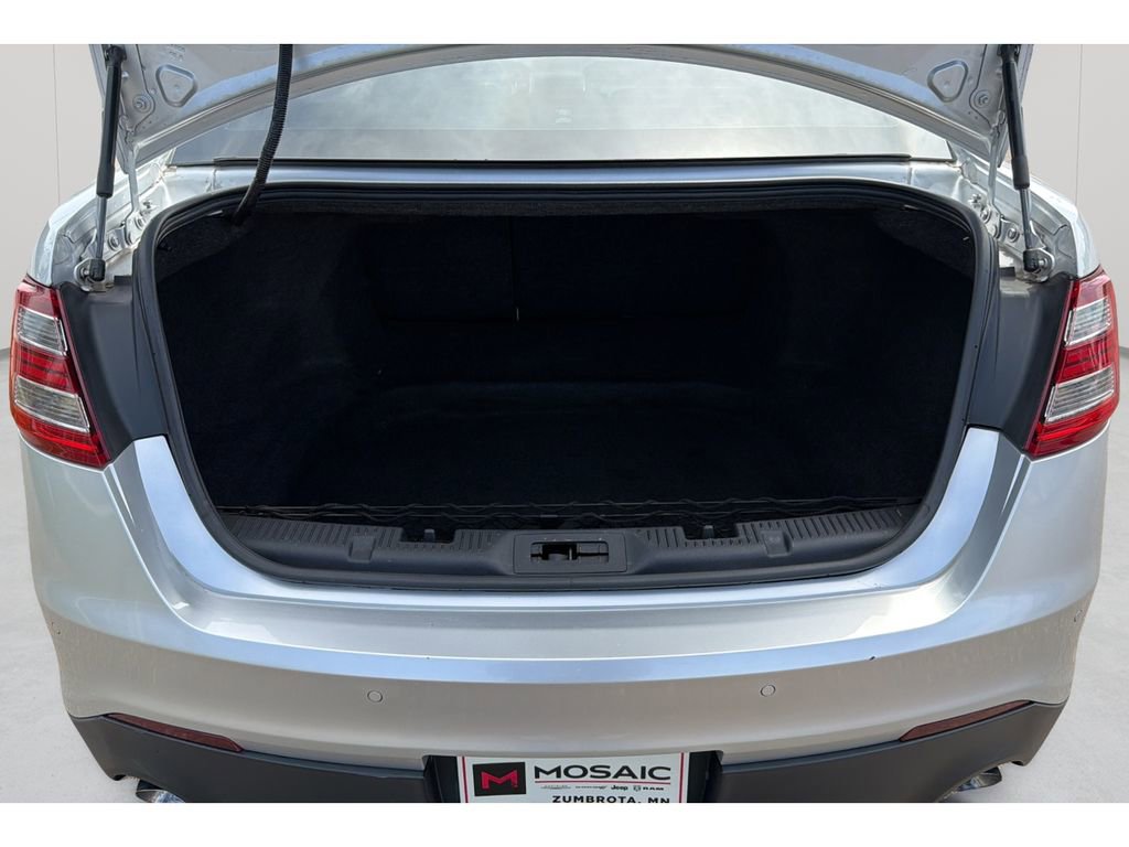 Used 2015 Ford Taurus SHO w/ Technology Package AWD/4WD image 18