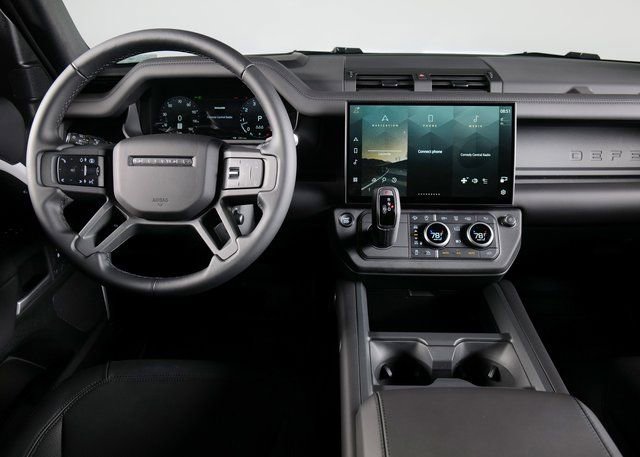 New 2026 Land Rover Defender 110 X-Dynamic SE image 11