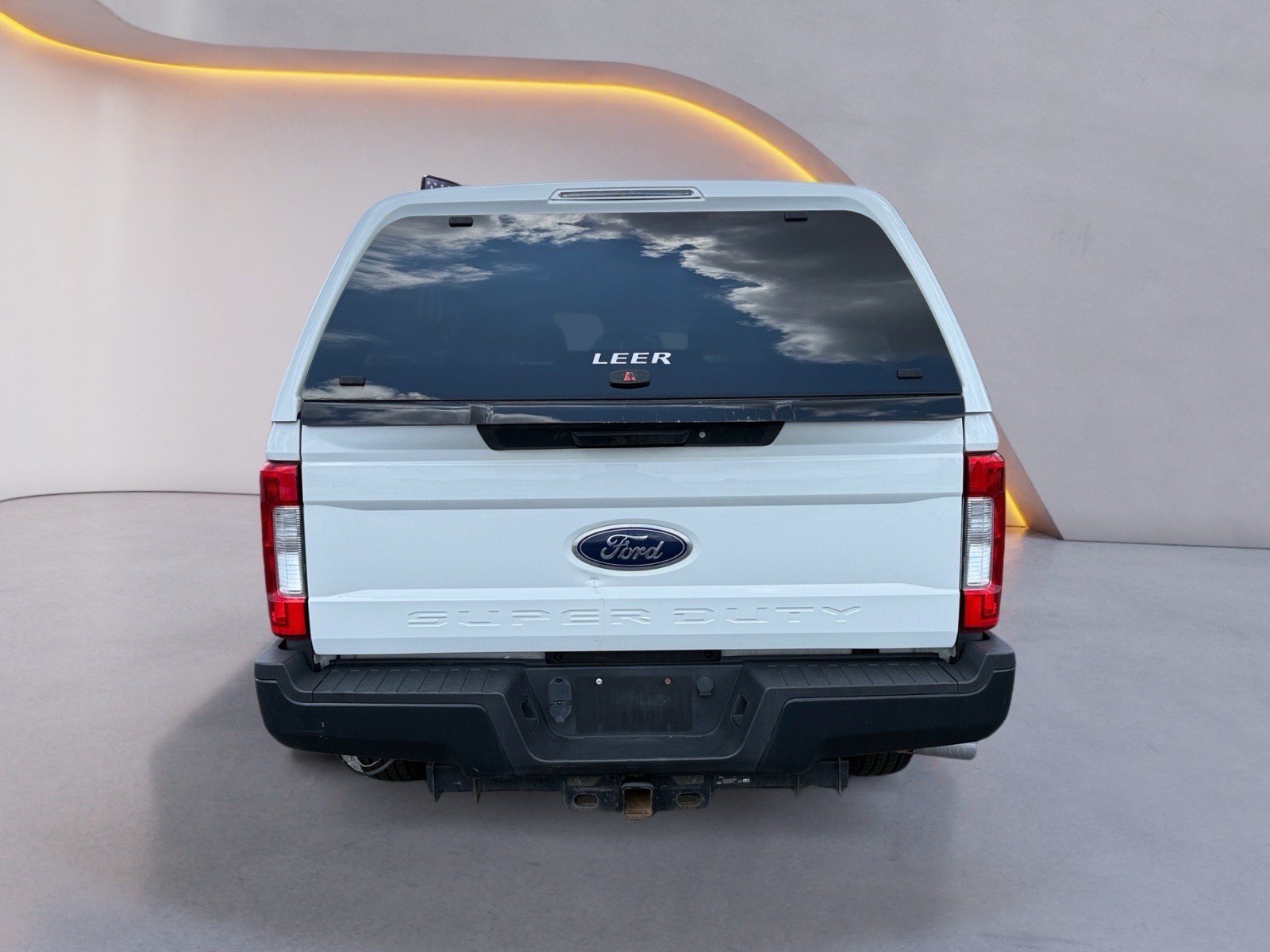 Used 2017 Ford F250 XL RWD image 4