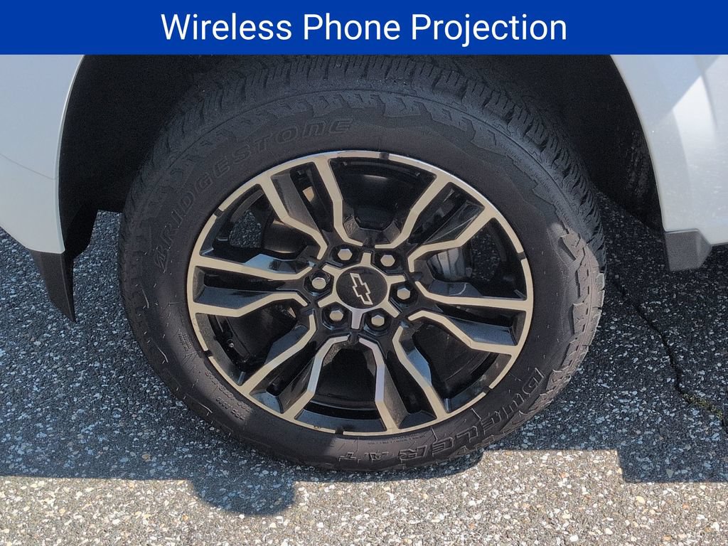 Certified 2024 Chevrolet Colorado Z71 w/ LPO, Dark Essentials Package AWD/4WD image 29