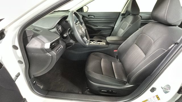 Used 2024 Nissan Altima 2.5 S AWD/4WD image 12