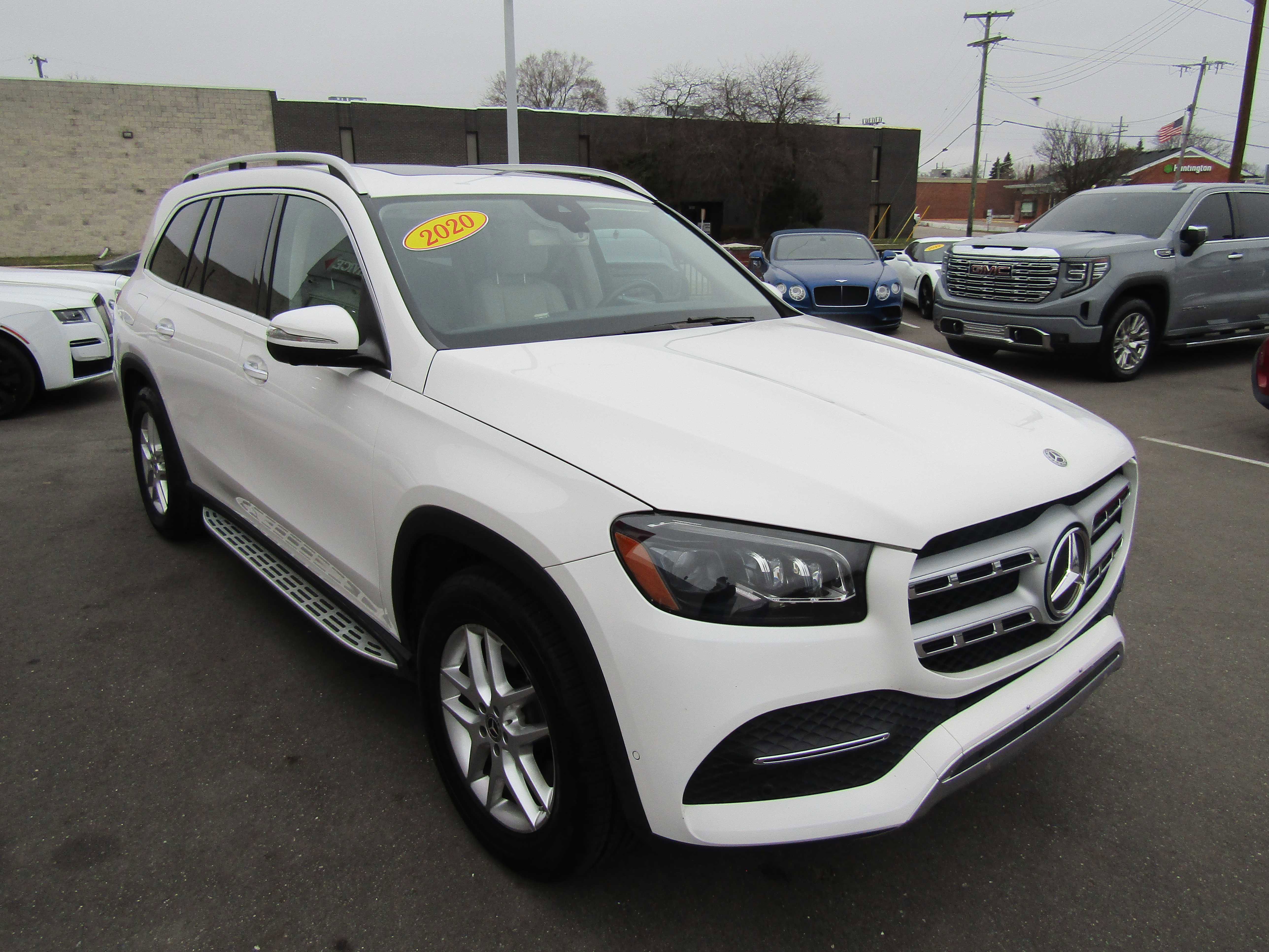Used 2020 Mercedes-Benz GLS 450 4MATIC image 4
