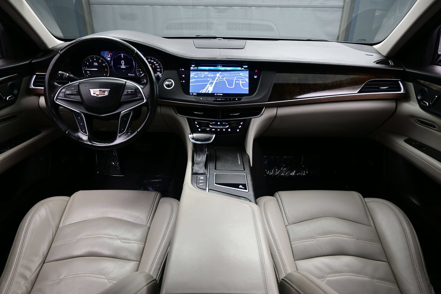 Used 2018 Cadillac CT6 Luxury AWD/4WD image 16
