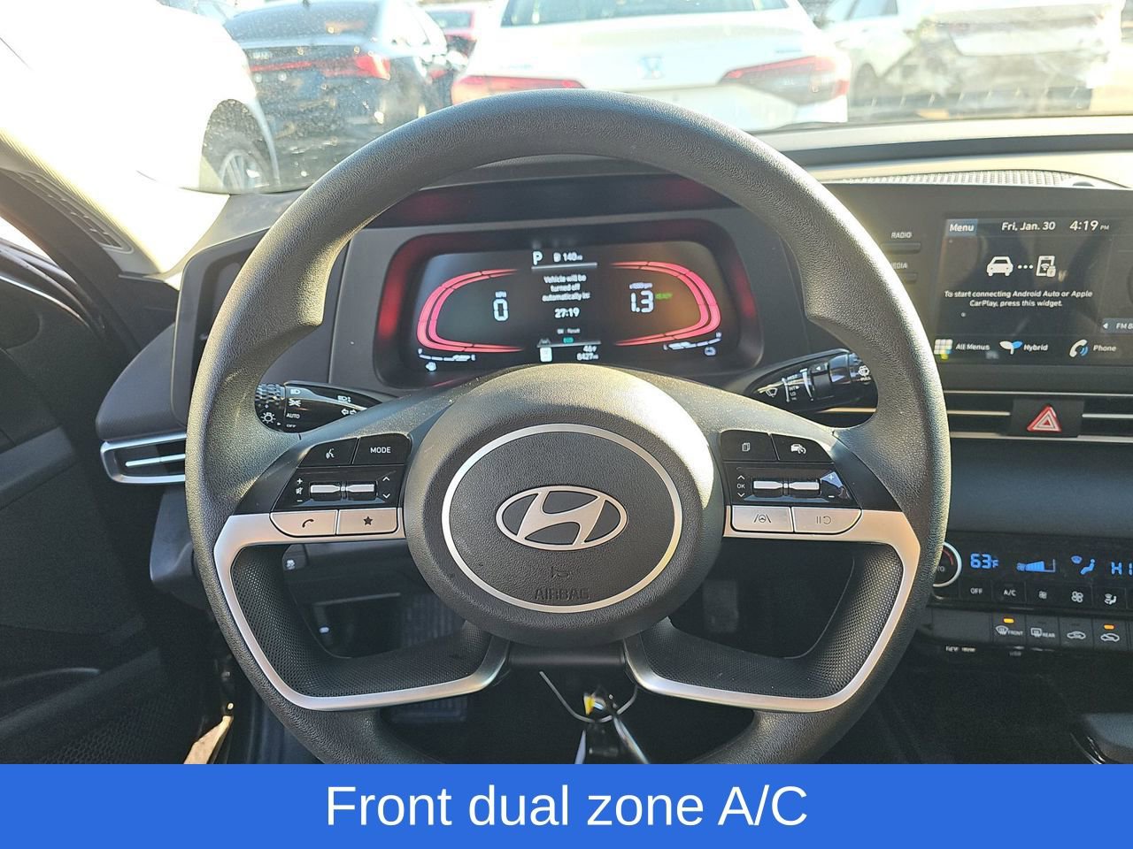 Used 2025 Hyundai Elantra Blue image 4