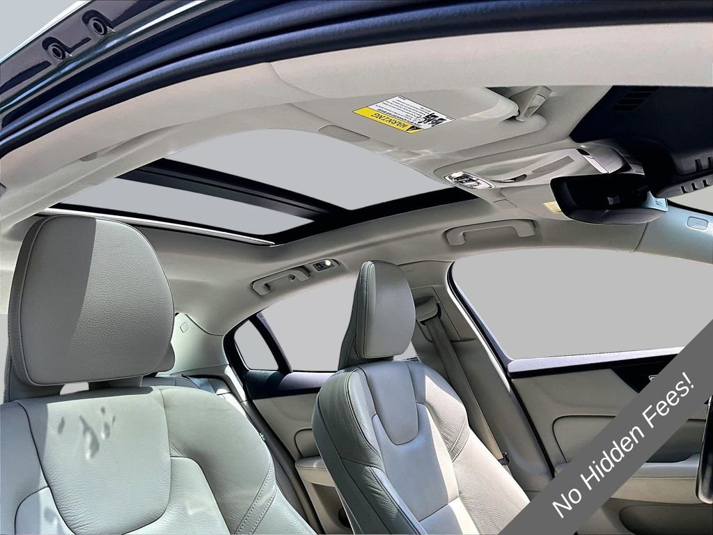 Used 2021 Volvo S60 T5 Momentum FWD image 20