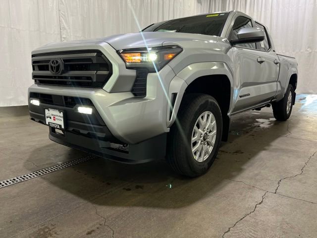 Used 2026 Toyota Tacoma SR5 image 25