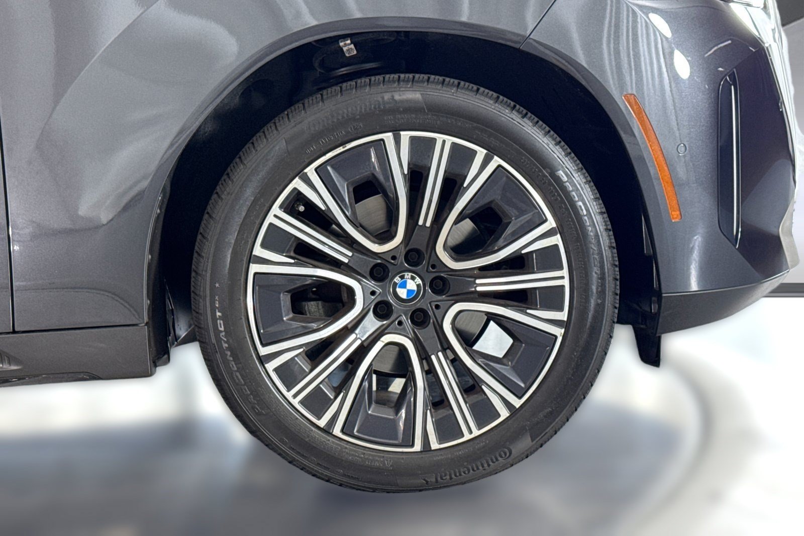 Used 2025 BMW X3 xDrive30i w/ Convenience Package AWD/4WD image 13