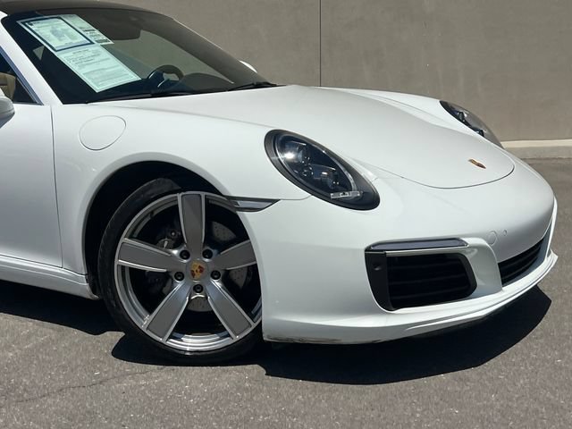 Used 2019 Porsche 911 Carrera RWD image 2