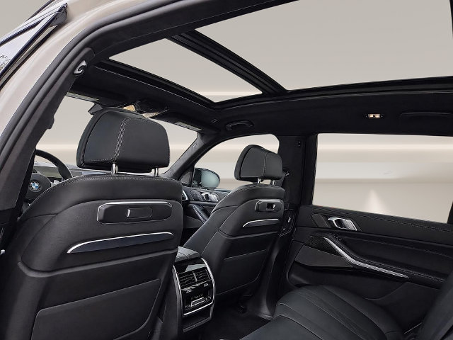 New 2027 BMW X7 M60i AWD/4WD image 13