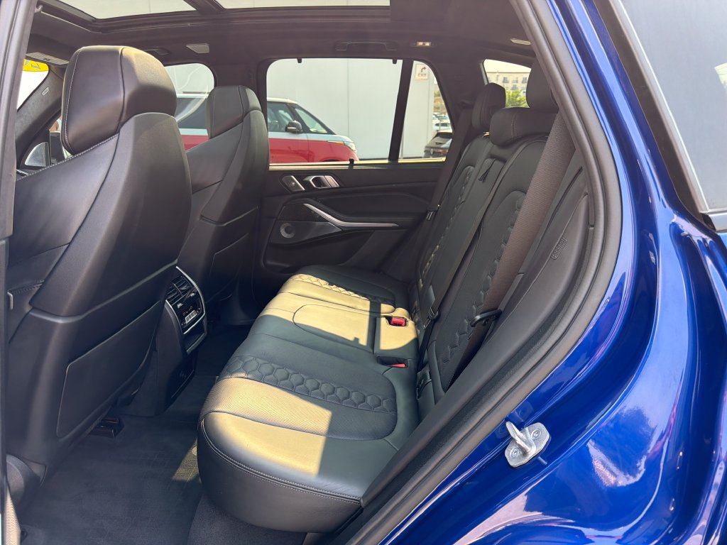 Used 2022 BMW X5 M w/ Executive Package AWD/4WD image 12