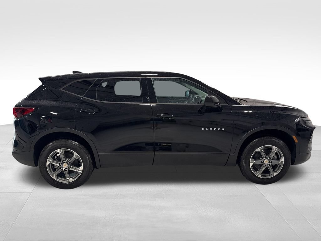 New 2026 Chevrolet Blazer LT FWD image 50