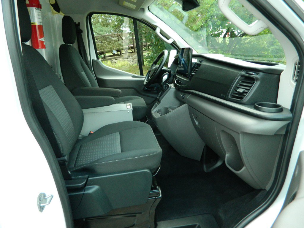 Used 2023 Ford Transit 250 Low Roof RWD image 15