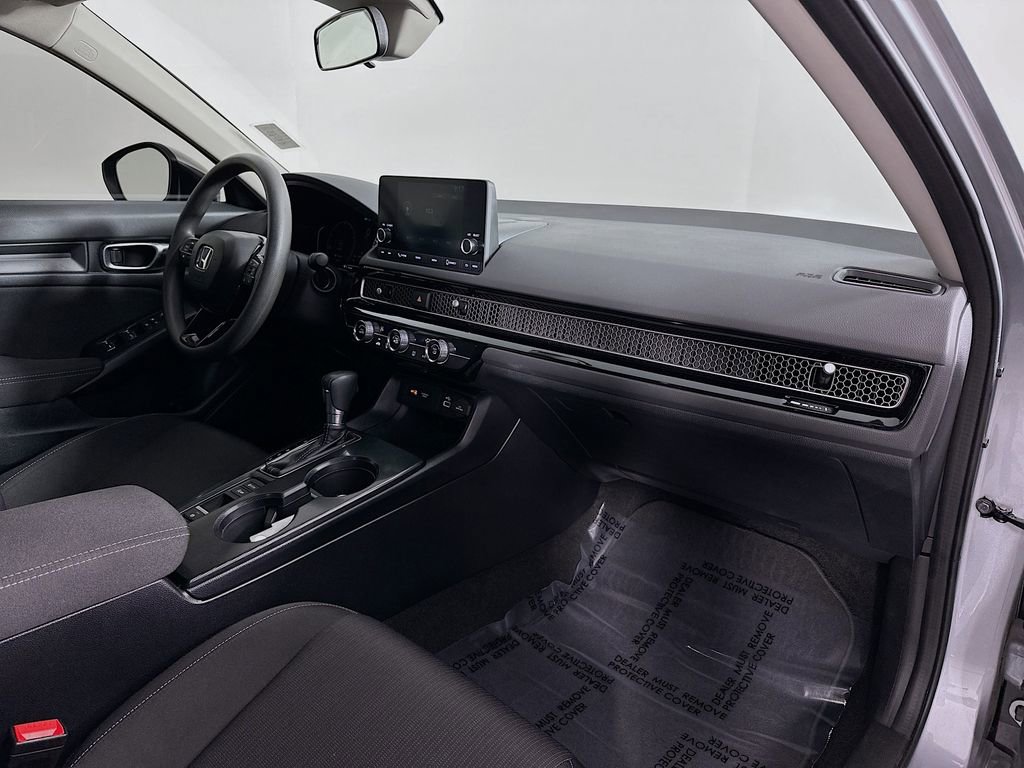 Used 2023 Honda Civic LX image 27