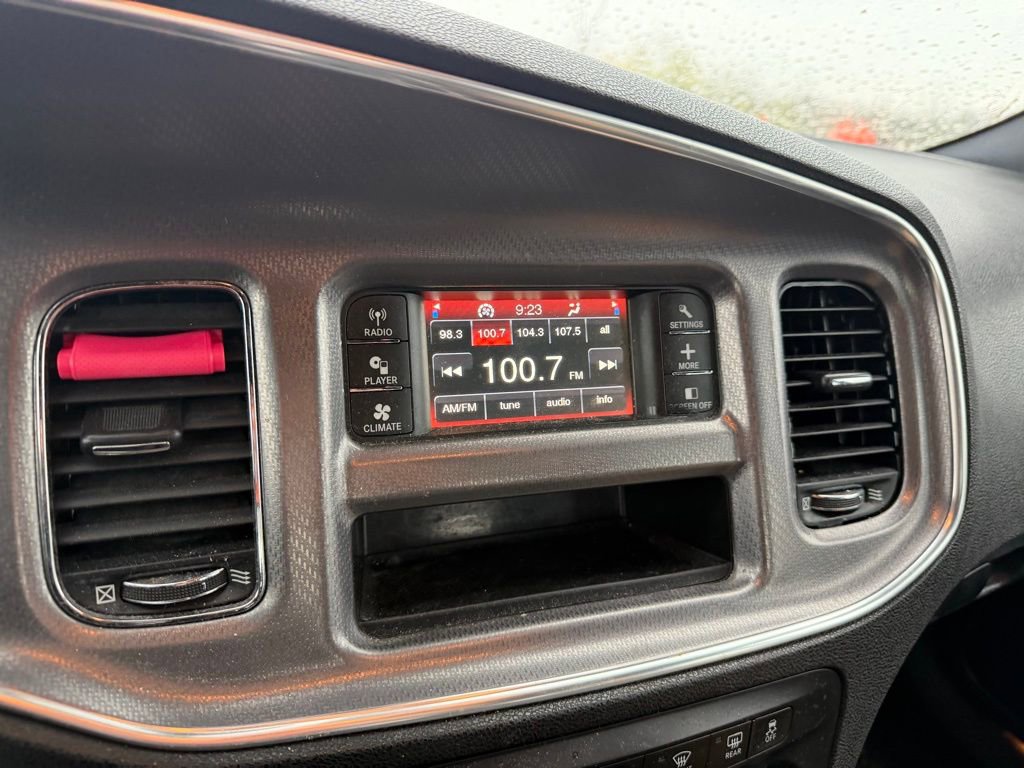 Used 2014 Dodge Charger SE RWD image 17