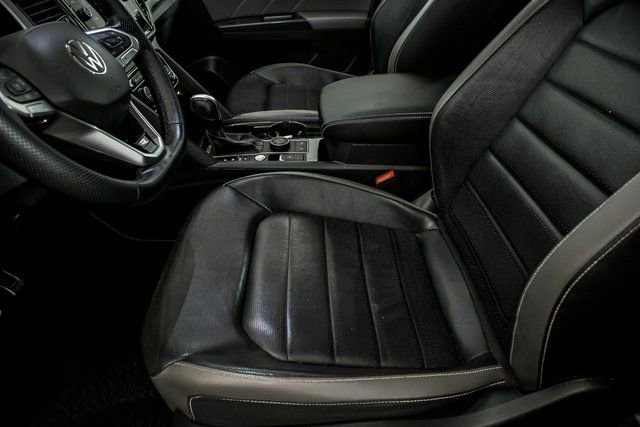 Used 2022 Volkswagen Atlas SEL Premium image 11